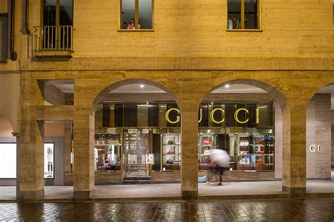 gucci ufficio lugano|Gucci Lugano.